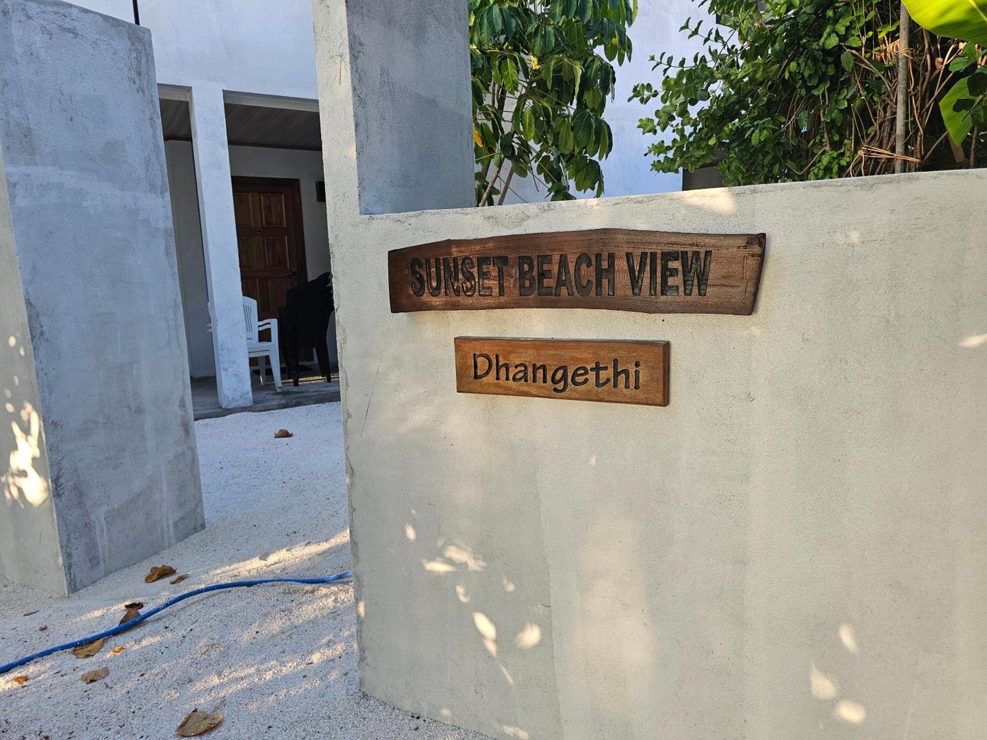 Sunset Beach View Dhangethi Esterno foto
